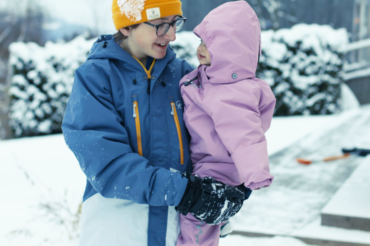 Baby im Winter richtig anziehen – Wichtige Tipps bei Frost und Kälte